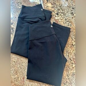 Lululemon bundle of 2 black crops (sz 6)  
Identical pair